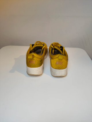 Zapatillas Nike Air Max Thea amarillo