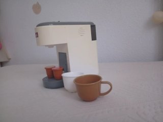 Cocinita. Cafetera de Juguete con Accesorios