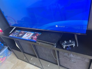 Console PS4 Slim 1TB + 4 Giochi