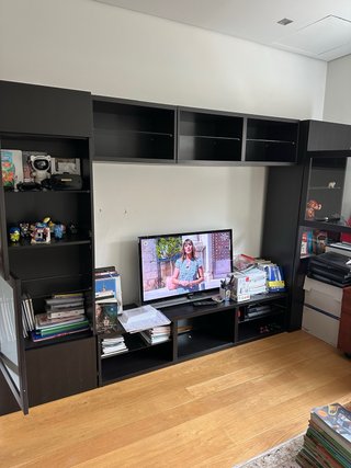 Mueble TV IKEA BESTÅ negro-marrón