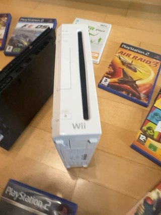 Consolle PS2 Slim e Wii + Giochi