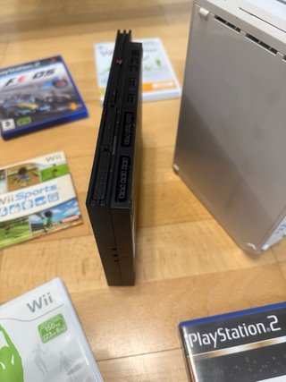 Consolle PS2 Slim e Wii + Giochi