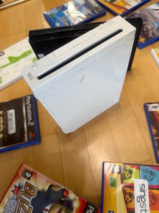 Consolle PS2 Slim e Wii + Giochi