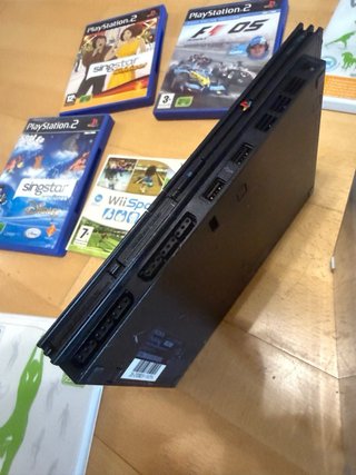 Consolle PS2 Slim e Wii + Giochi
