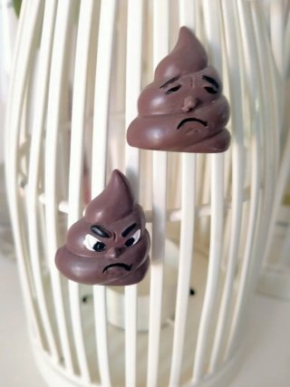 Set de 2 Imanes Emoticonos