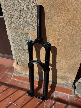 Horquilla Fox 36 Float Performance 150mm Grip
