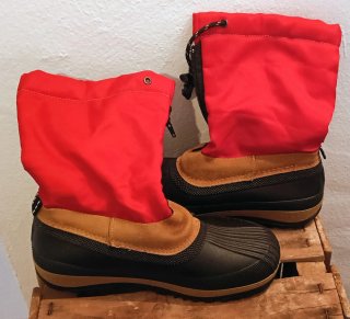 Botas de nieve rojas y marrones talla 39