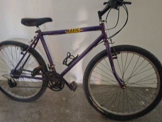 Bicicleta MAVIC Morada