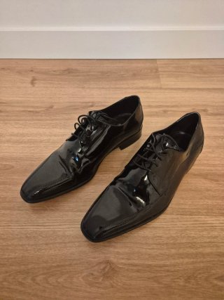 Zapatos de "protocolo" negro brillante T.41