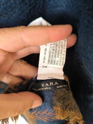 Zara Echarpe Azul e Castanho