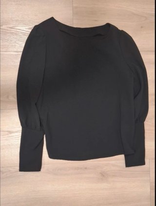 Blusa T.S Negra Manga Larga