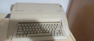 Máquina de escribir Olympia Carrera de Luxe