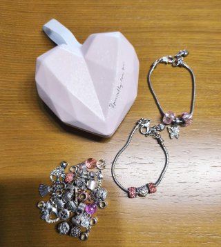 Oferta! Set Abalorios Niña Corazón Caja Rosa