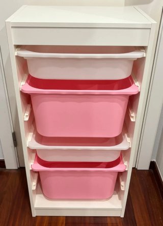 Cajonera con 4 baldas de plástico