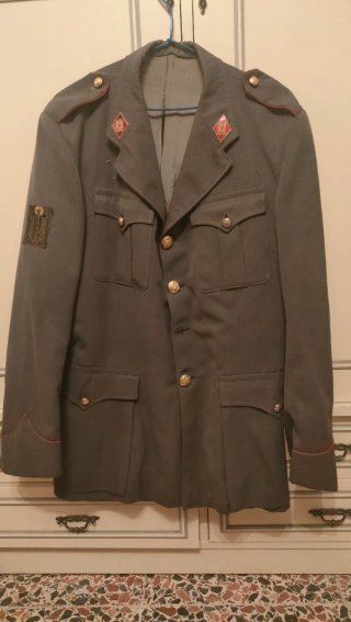 Chaqueta antigua Policía Armada. Grises.