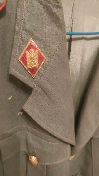 Chaqueta antigua Policía Armada. Grises.