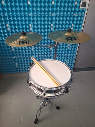 Set de Batería: Caja y Platillos