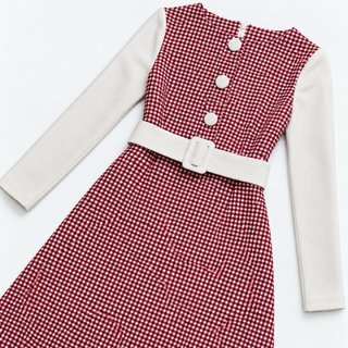 Vestido cuadros rojo y blanco con cinturón