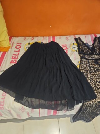 LOTE FIESTA/CASUAL, MONO LARGO DE ENCAJE+FALDA