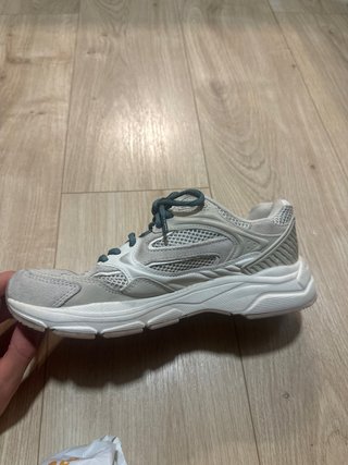 Zapatillas deportivas Zara beige