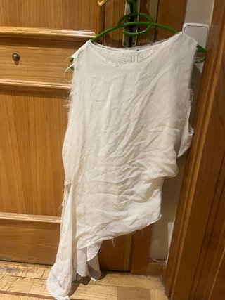 Top asimétrico Zara blanco Talla L