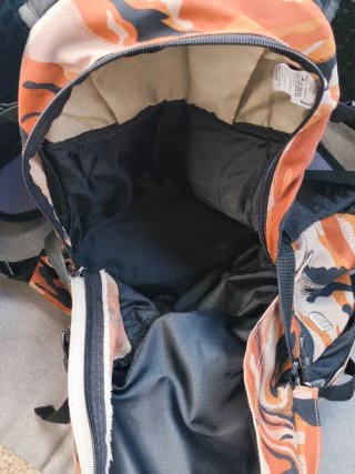 Mochila Eastpak Camuflaje Tigre Naranja