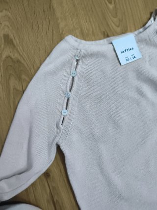 Suéter Beige con Botones