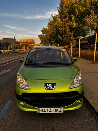 Peugeot 1007 2005