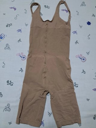 Faja reductora corporal beige