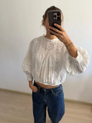 Blusa blanca con encaje talla 34