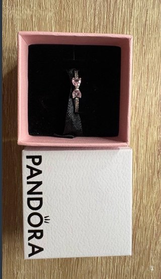 Anillo Pandora Lazo Corazón Rosa