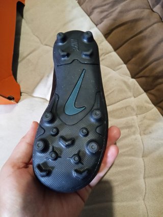 Botas de fútbol Nike negras