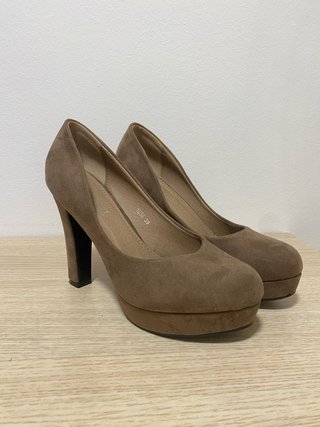 Zapatos de tacón ancho y plataforma