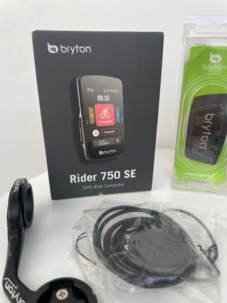 Bryton Rider 750 SE Pack Completo