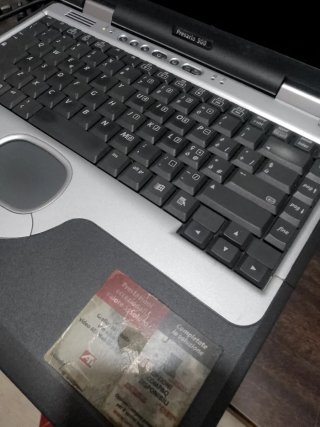 Computer portatile retro Compaq Presario
