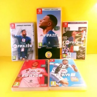 Confezione da 5 giochi FIFA per Nintendo Switch Legacy Edition