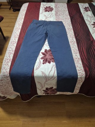 Pantalón chino azul talla 44