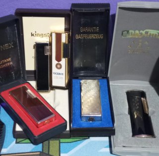 Set di accendini vintage