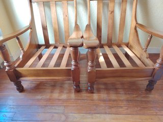 2 Sillones de Madera Estilo Rústico