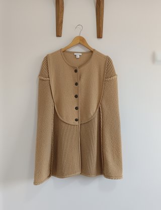 Capa Hoss Intropia Lana Talla S Beige