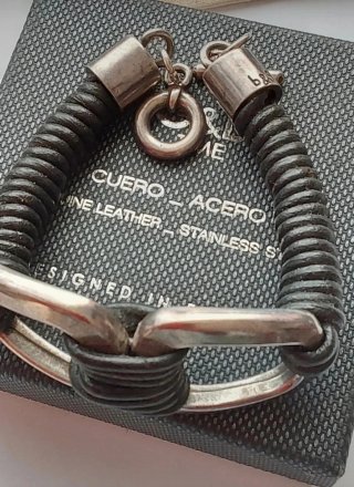 Pulsera Cuero y Acero G&B Vintage Y2K