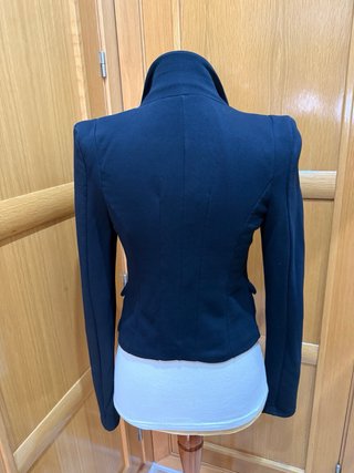 Blazer Bershka S con hombreras