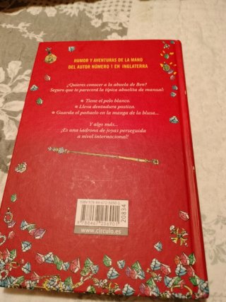 La abuela gánster ataca de nuevo