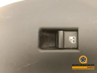 Mando elevalunas delantero derecho Alfa Romeo