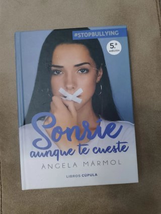Sonríe aunque te cueste