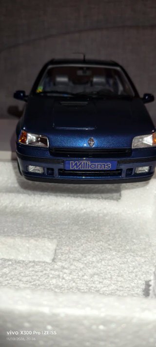 Renault Clio Williams 1/12 Otto Mobile