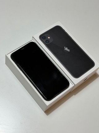iPhone 11 128GB Negro + Cargador