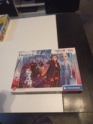 Puzzle Clementoni Frozen II 104 piezas