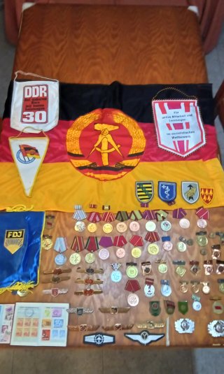 Medallas militares RDA Alemania Oriental