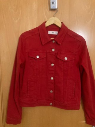 Cazadora vaquera Mango roja entallada Talla M